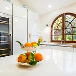 Villa Monte A Vista - Private - Pool - New In
