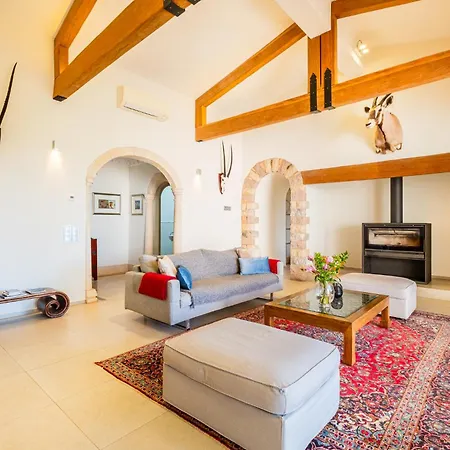 Monte A Vista - Private - Pool - New In *