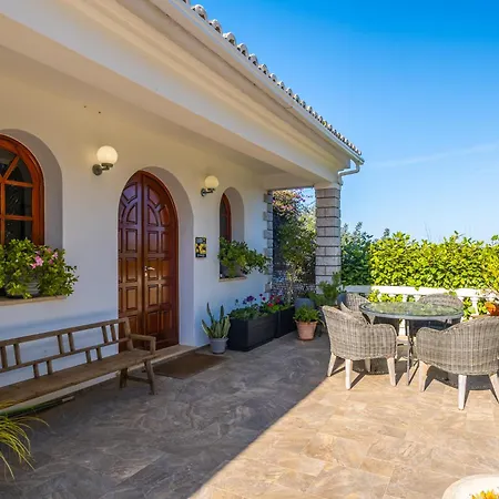 Vila Monte A Vista - Private - Pool - New In *
